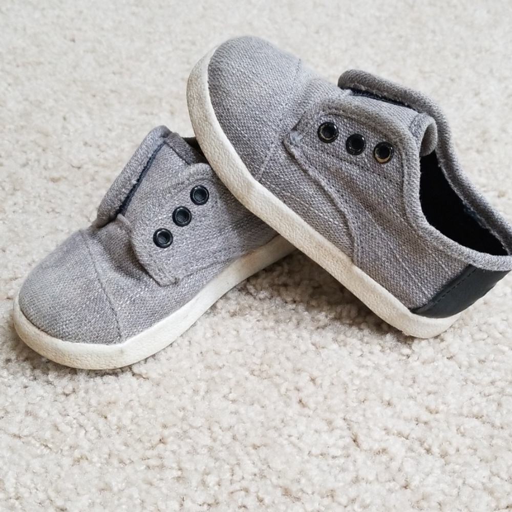TOMS Toddler Paseo burlap sneaker